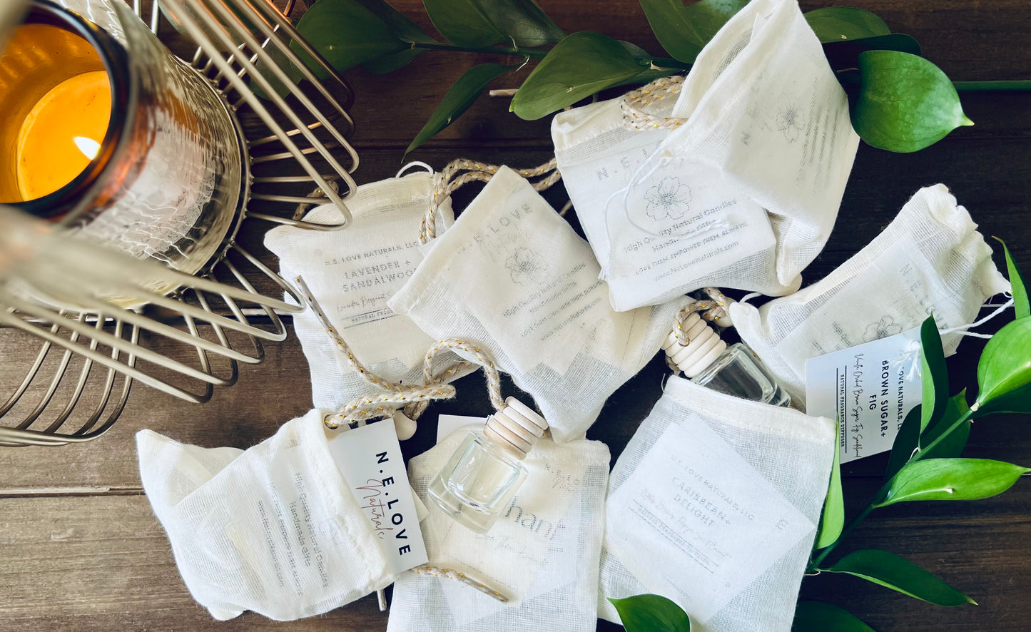 Amberwood + Spiced Fig Duo Set| Medium Jar Candle and Travel Fragrance Diffuser