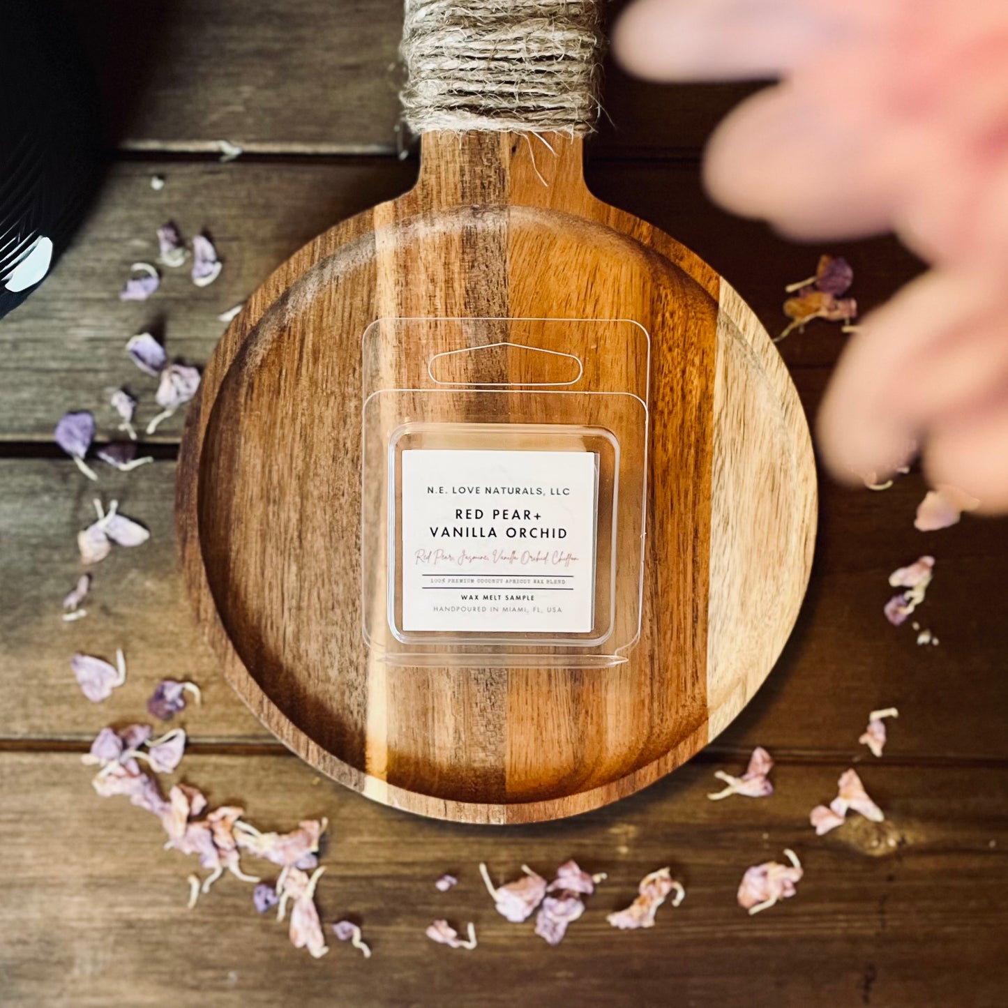 Red Pear+ Vanilla Orchid | Wax Melt Single| Coconut Apricot Soy